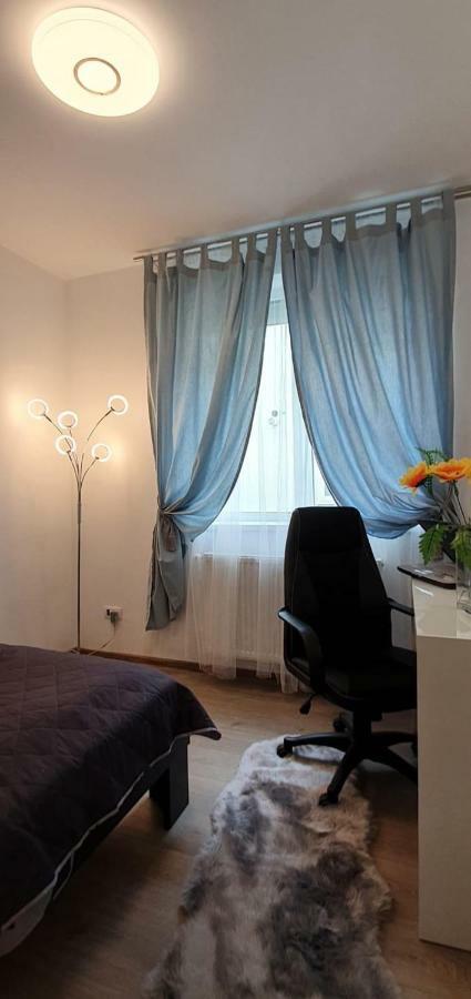 Apartament Comfort Primaverii Rîşnov Ngoại thất bức ảnh